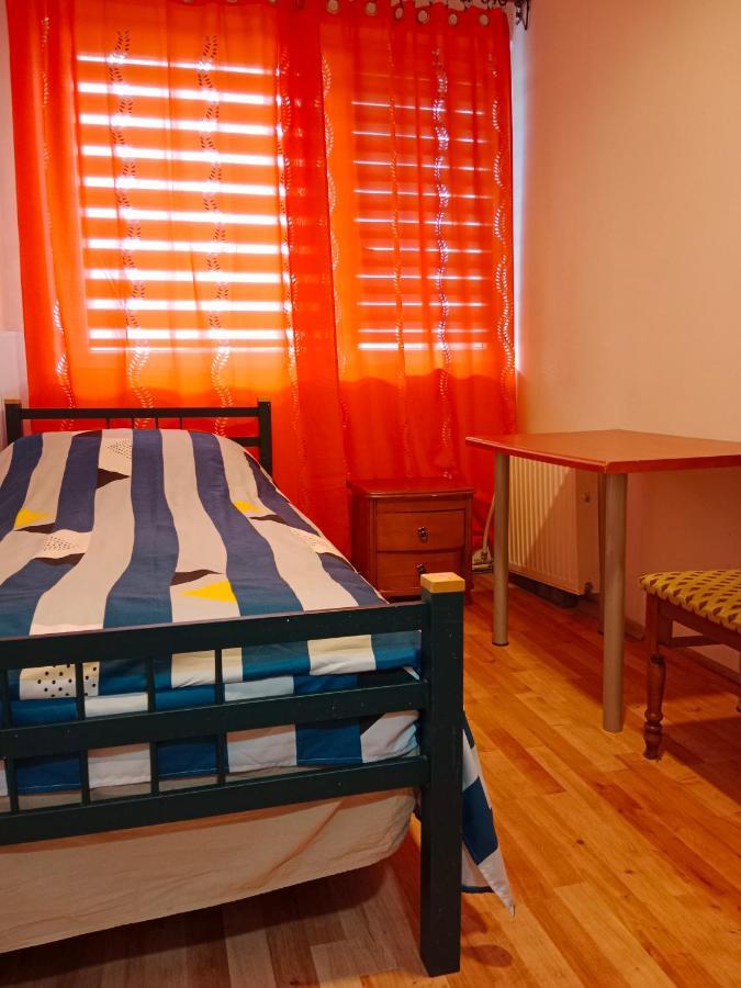 Bed and Breakfast La Madriguera Raszyn Exteriér fotografie